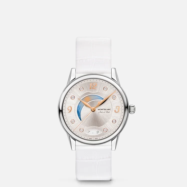 The Montblanc Bohème Day & Night watch is an elegant and feminine interpretation of advanced watchmaking craftsmanship. This watch is equipped with the MB 24.20 automatic movement.