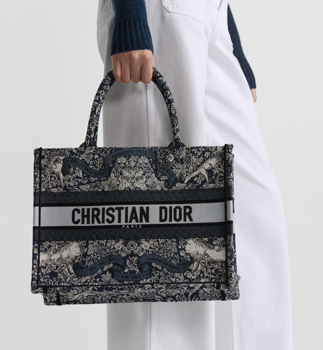DIOR Medium BOOK TOTE 36CM M1296 Navy Blue Tiger Pattern